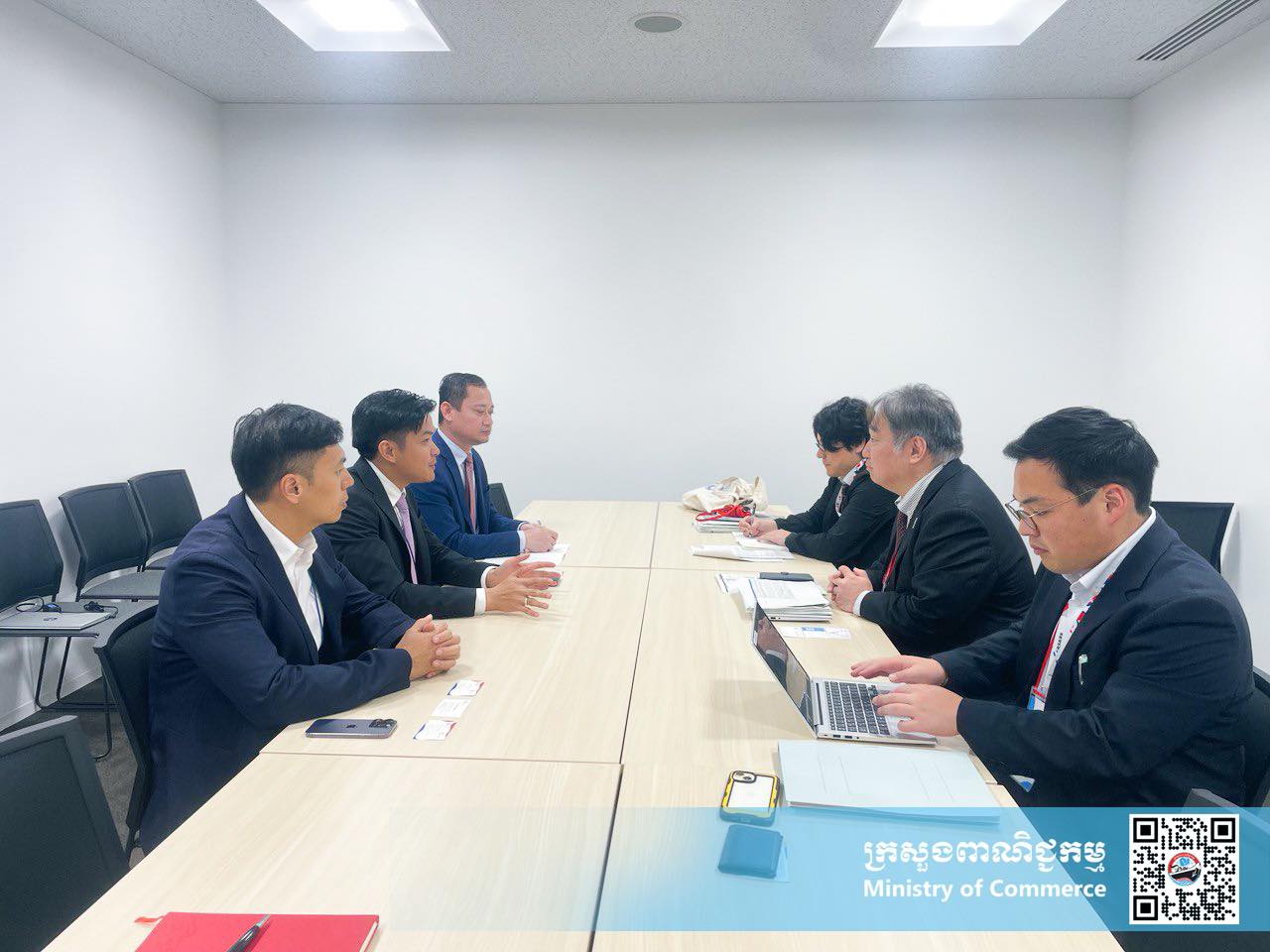 No photo description available.